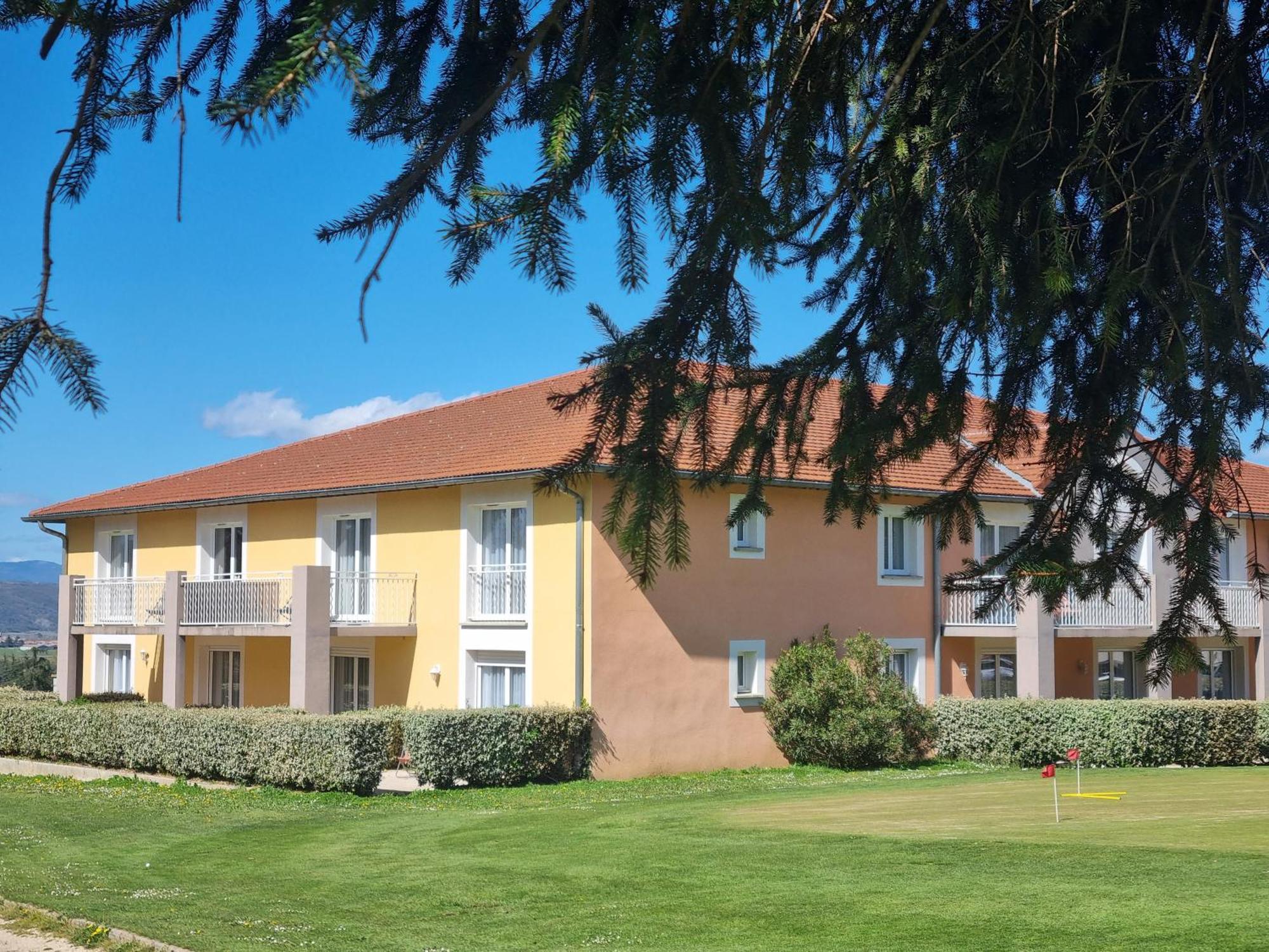 Best Western Golf D'Albon Exteriör bild