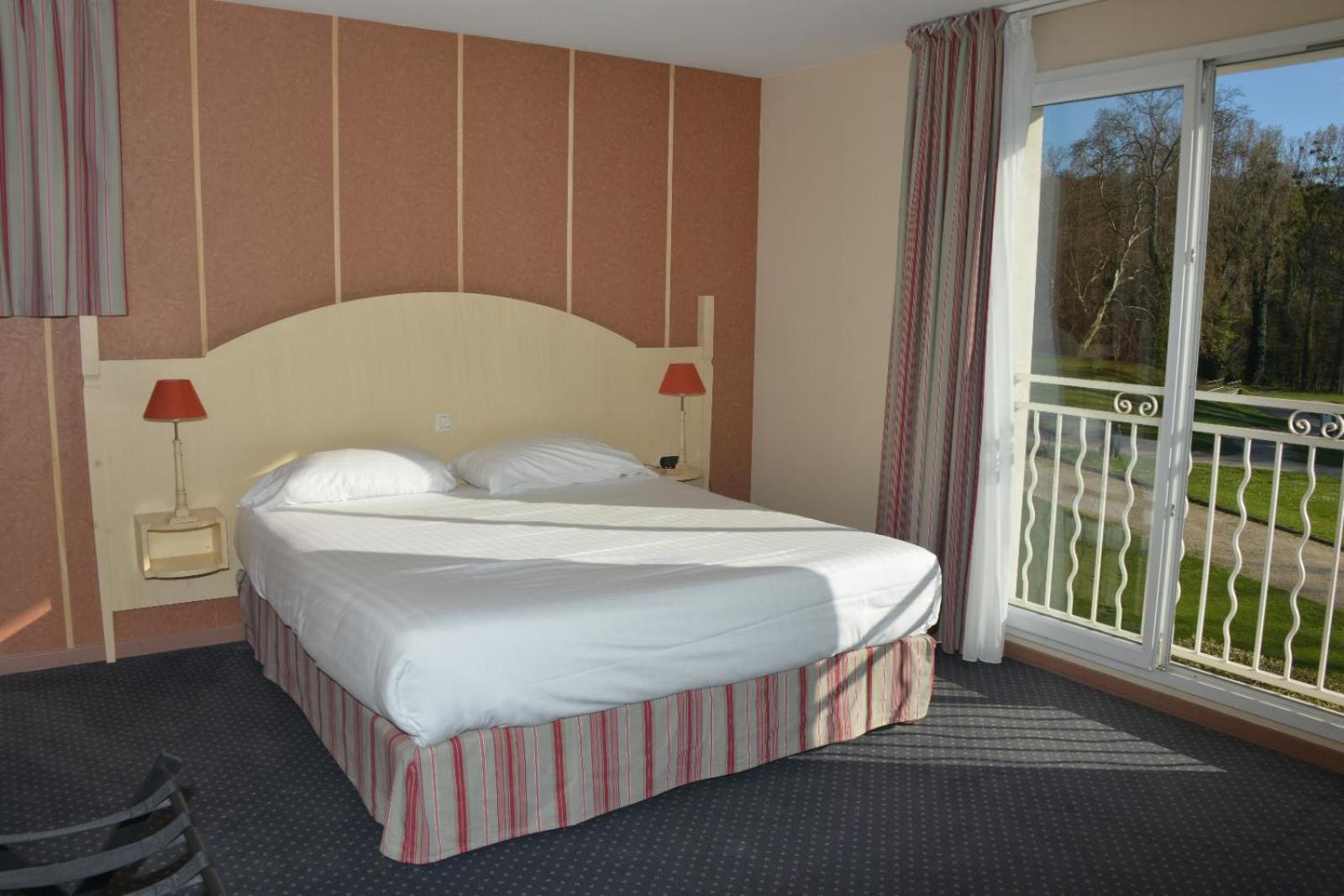 Best Western Golf D'Albon Exteriör bild