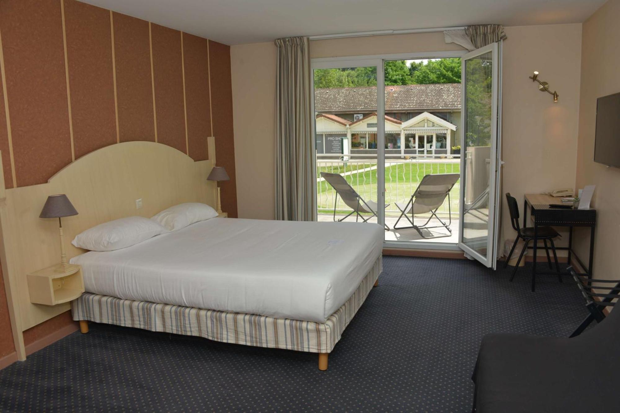 Best Western Golf D'Albon Exteriör bild