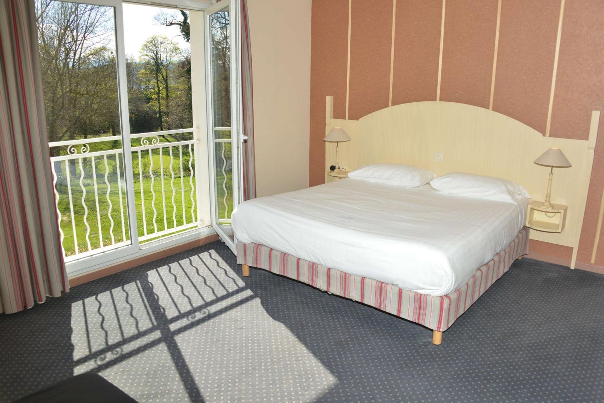Best Western Golf D'Albon Exteriör bild