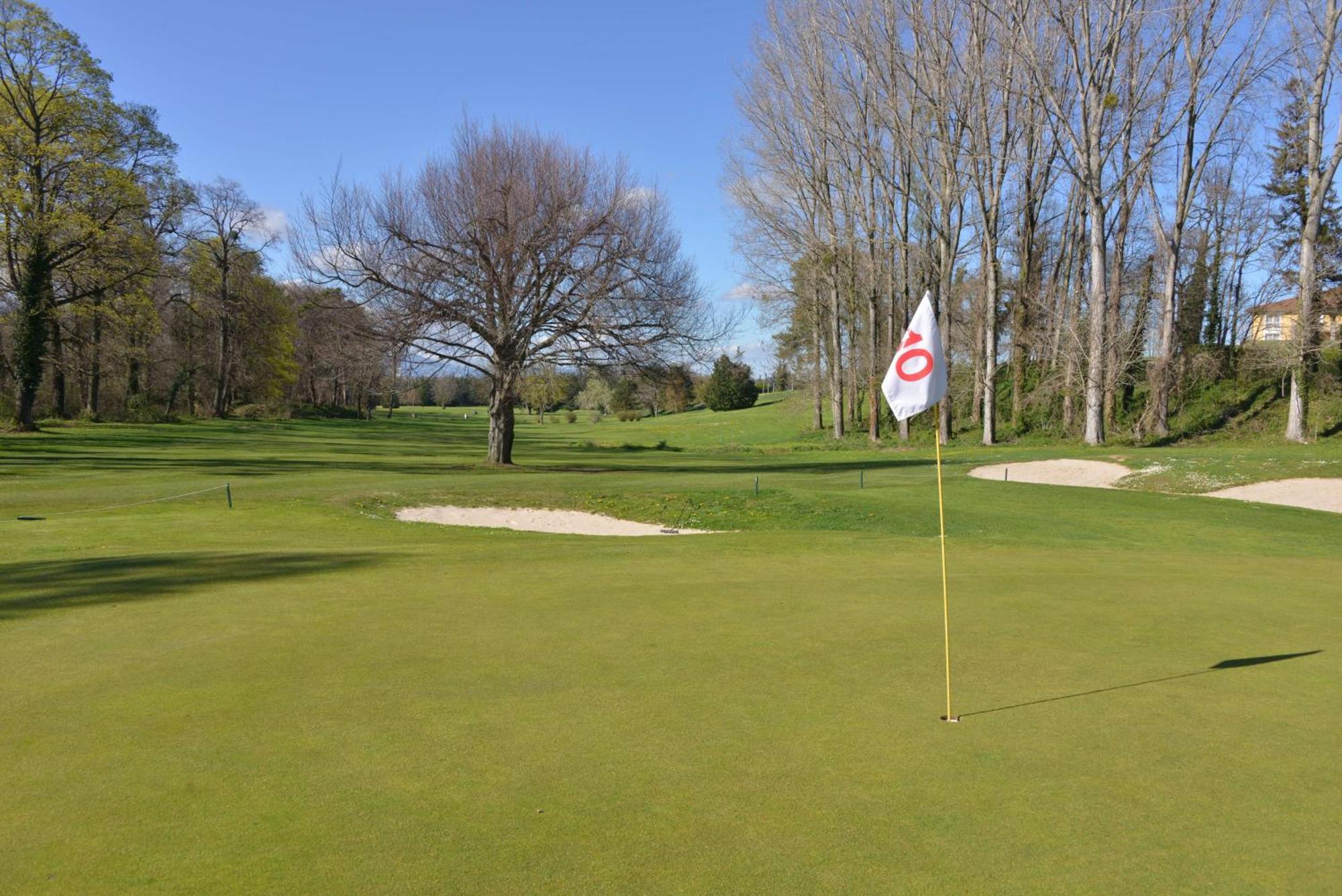 Best Western Golf D'Albon Exteriör bild