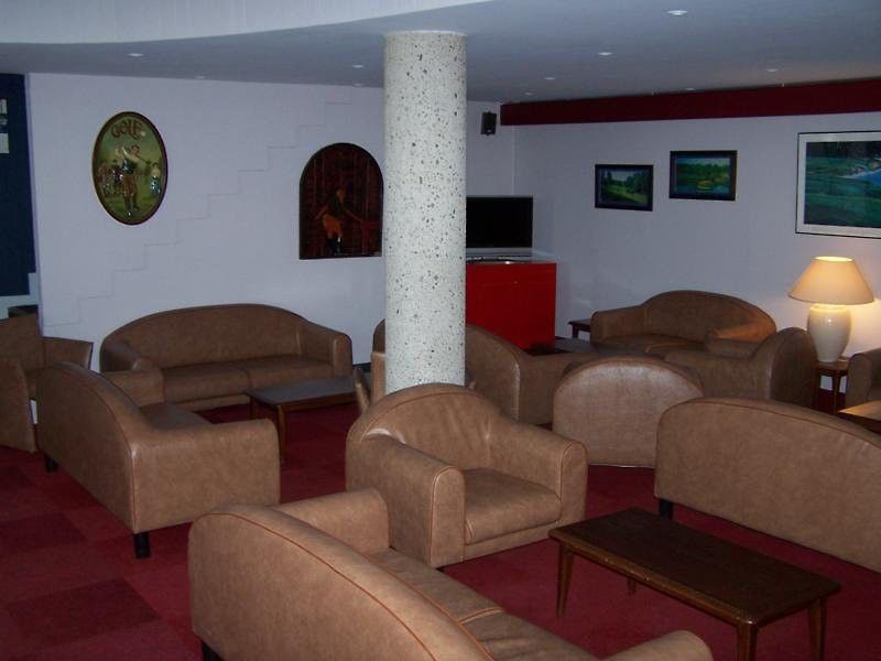 Best Western Golf D'Albon Exteriör bild